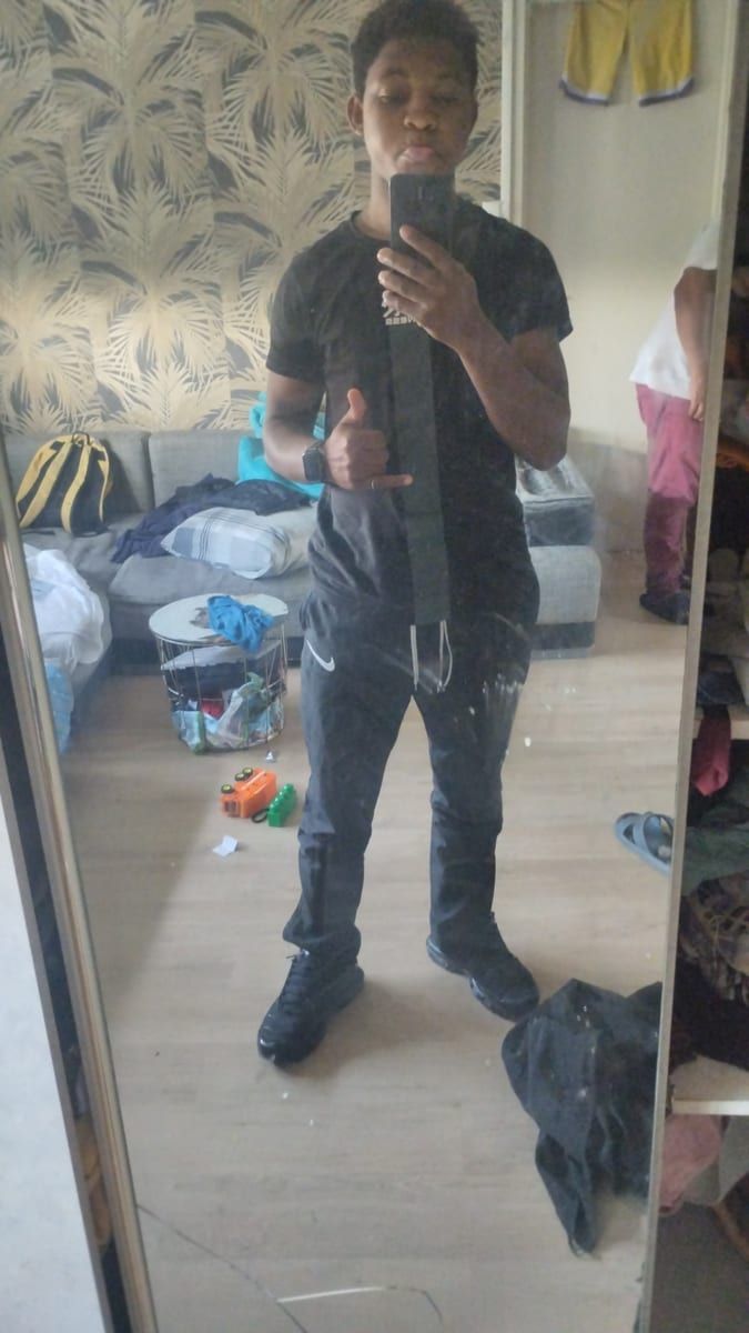 Profil von Eron